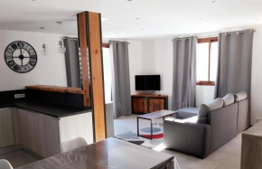 Auron - 2 à 4 personnes - grand appartement - 1 chambre - calme et vue sur les pistes Saint-Etienne-De-Tinée